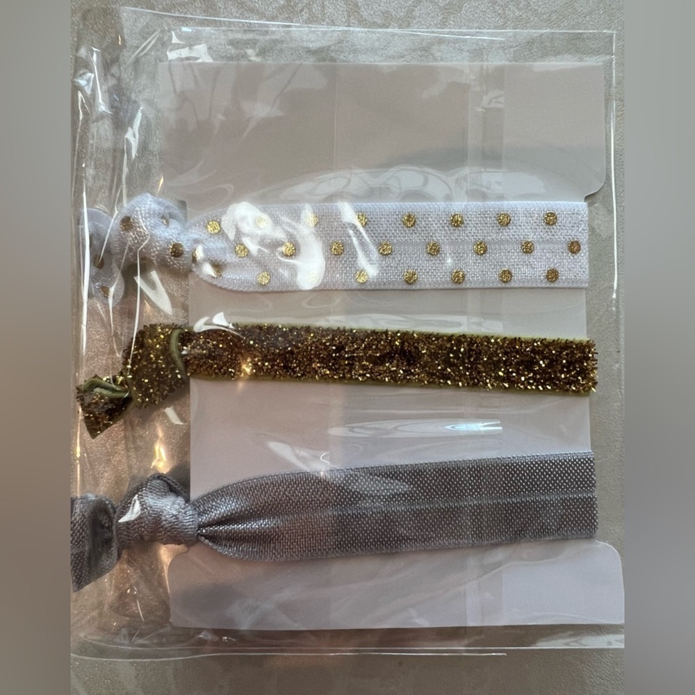 SET: “Oh Baby” | 8- pieces, 3 hair ties each. Baby shower gift. - Picture 3 of 11